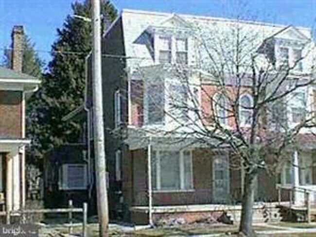 Foto del edificio - 503 Carlisle Ave