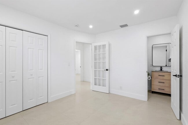 Building Photo - 6573 Eaton St