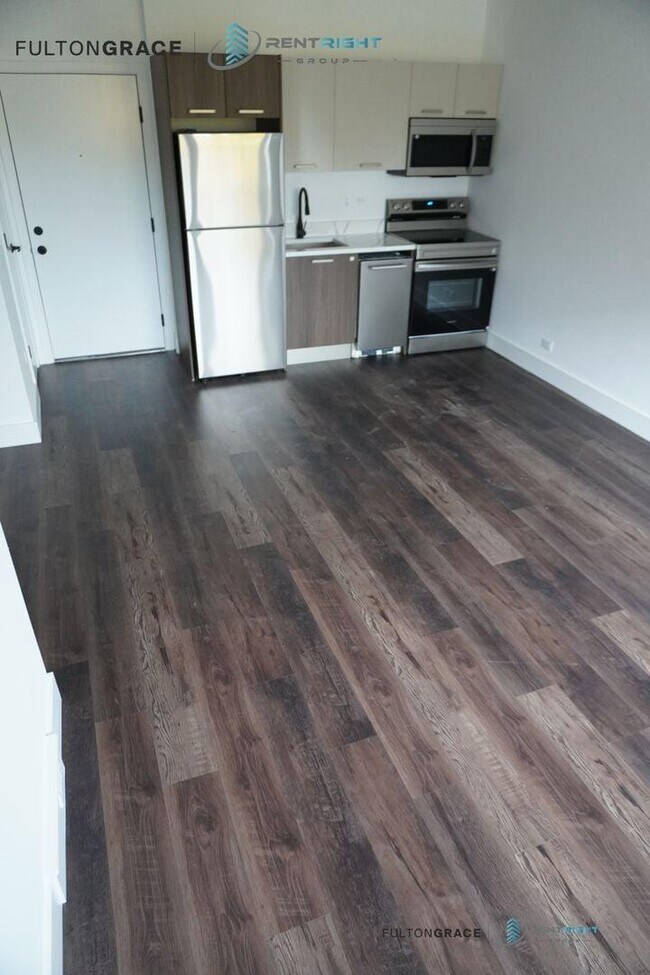 Foto del edificio - 0 bedroom in Chicago IL 60660