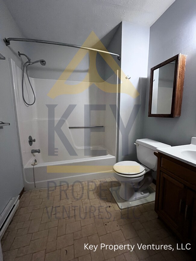 Foto del edificio - 493 Hollenbeck St