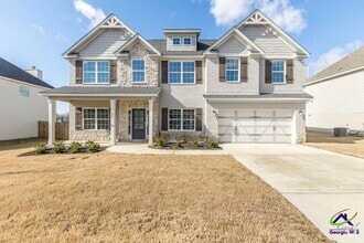 Building Photo - 233 Shoshone Cir
