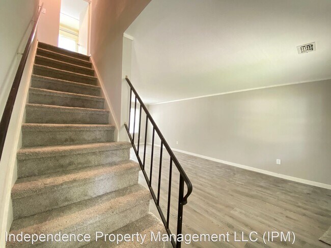 Building Photo - 4 br, 1.5 bath House - 3471 Springdale Rd.