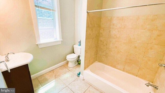 Foto del edificio - 4262 Manayunk Ave