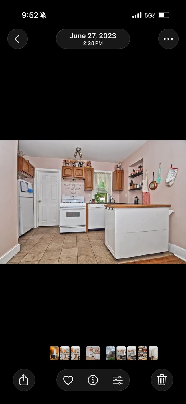 23 Arbor Ln