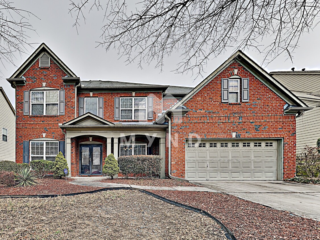 Foto principal - 3721 Lake Enclave Way