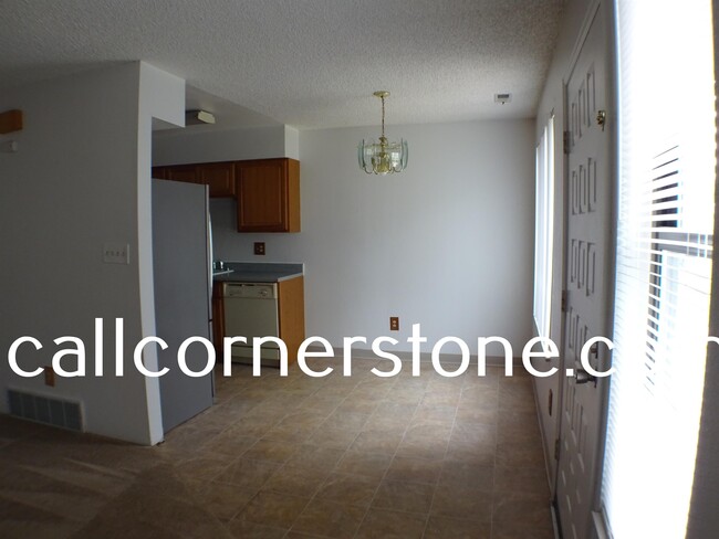 Building Photo - 2780 Hearthwood Ln