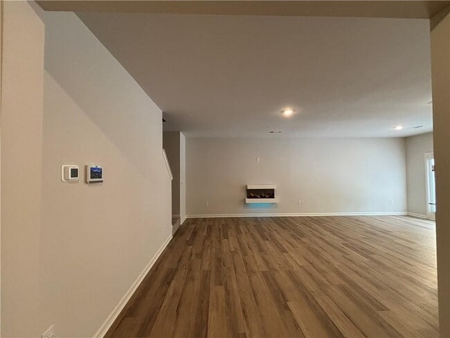Building Photo - 27 Rustin Rdg