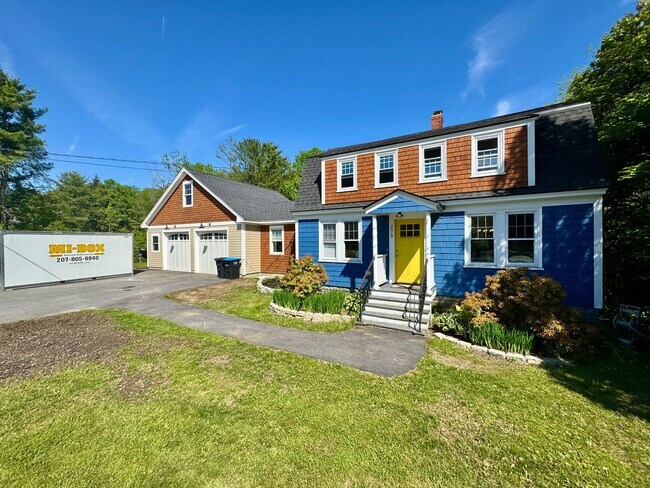Foto del edificio - $3,900 - 3BD/2BA Single Family Home - Falmouth w/ Heated 2-Car Garage, W/D & Large Backyard! Avai...