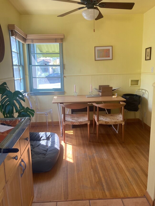 Dining - 2211 Hill St