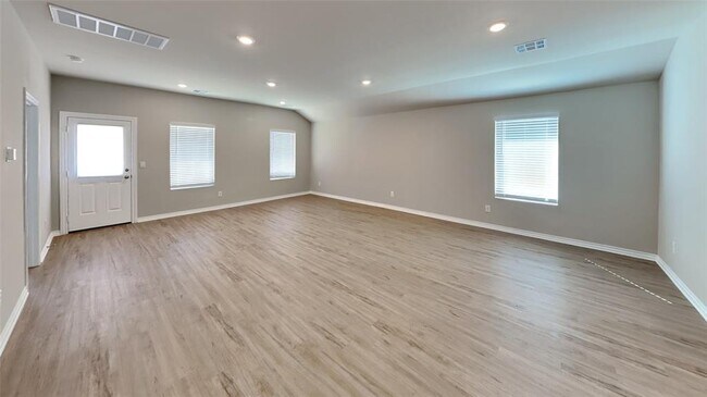 Foto del edificio - 2904 Firefly Dr