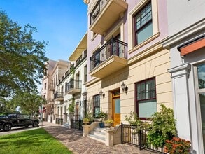 Building Photo - 555 N Orange Ave