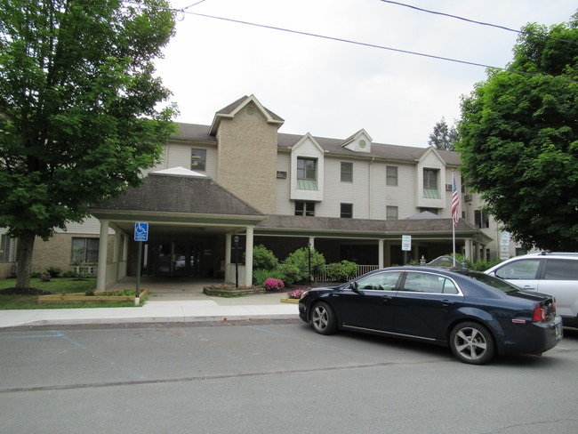 Building Photo - 316 11th St