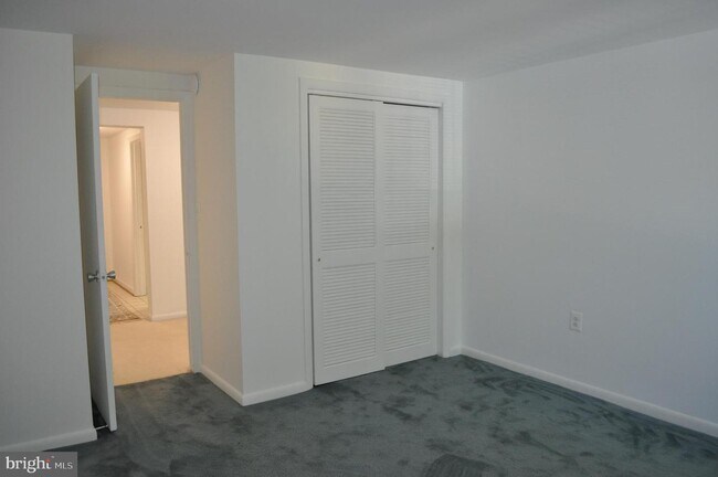 Building Photo - 10065 Windstream Dr