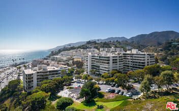 Building Photo - 17350 W Sunset Blvd