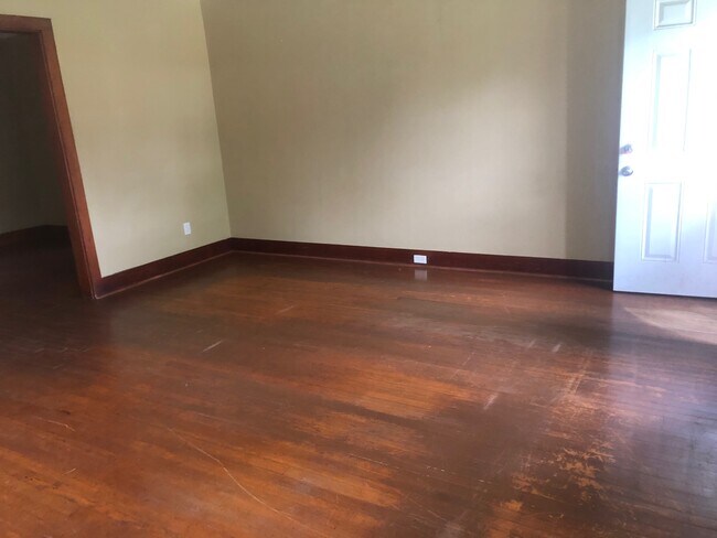 Foto del edificio - 705 W Robert St