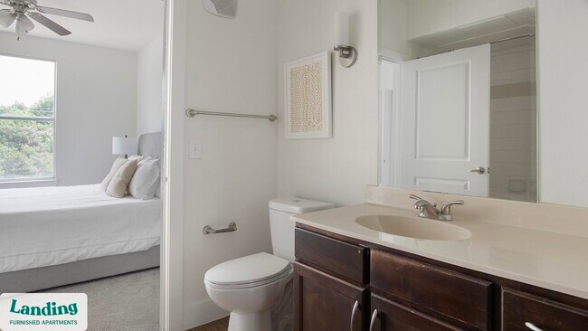 Foto del edificio - 7373 Valley View Ln