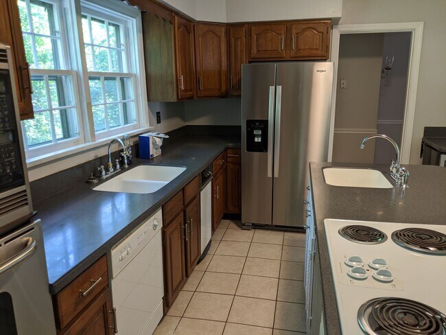 Foto del edificio - Spacious Home near Downtown Cincinnati