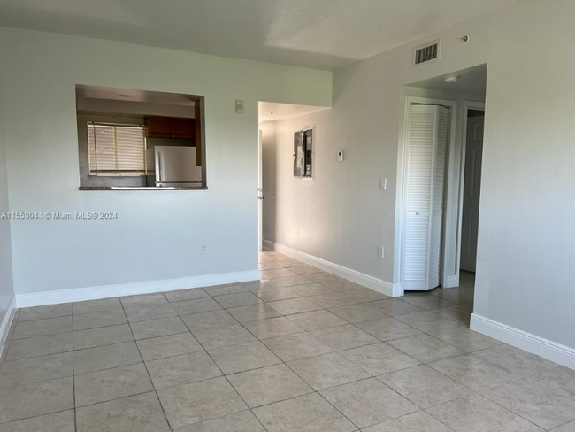 Foto del edificio - 11000 SW 200th St