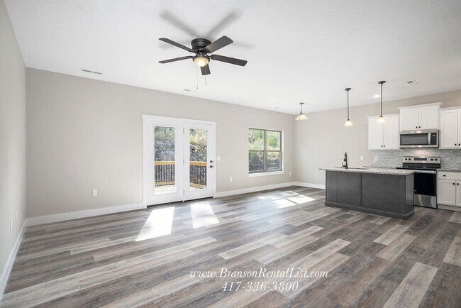 Building Photo - Great Location available again!!!