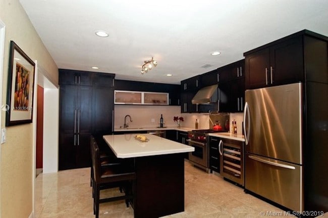 Building Photo - 7240 SW 110th Terrace