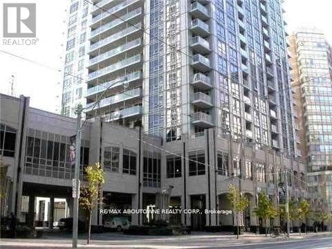 Building Photo - 761 Bay St.