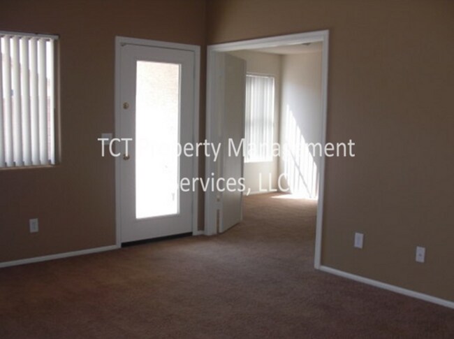 Foto del edificio - 3bed/2bath Corner lot in Canyon Trails