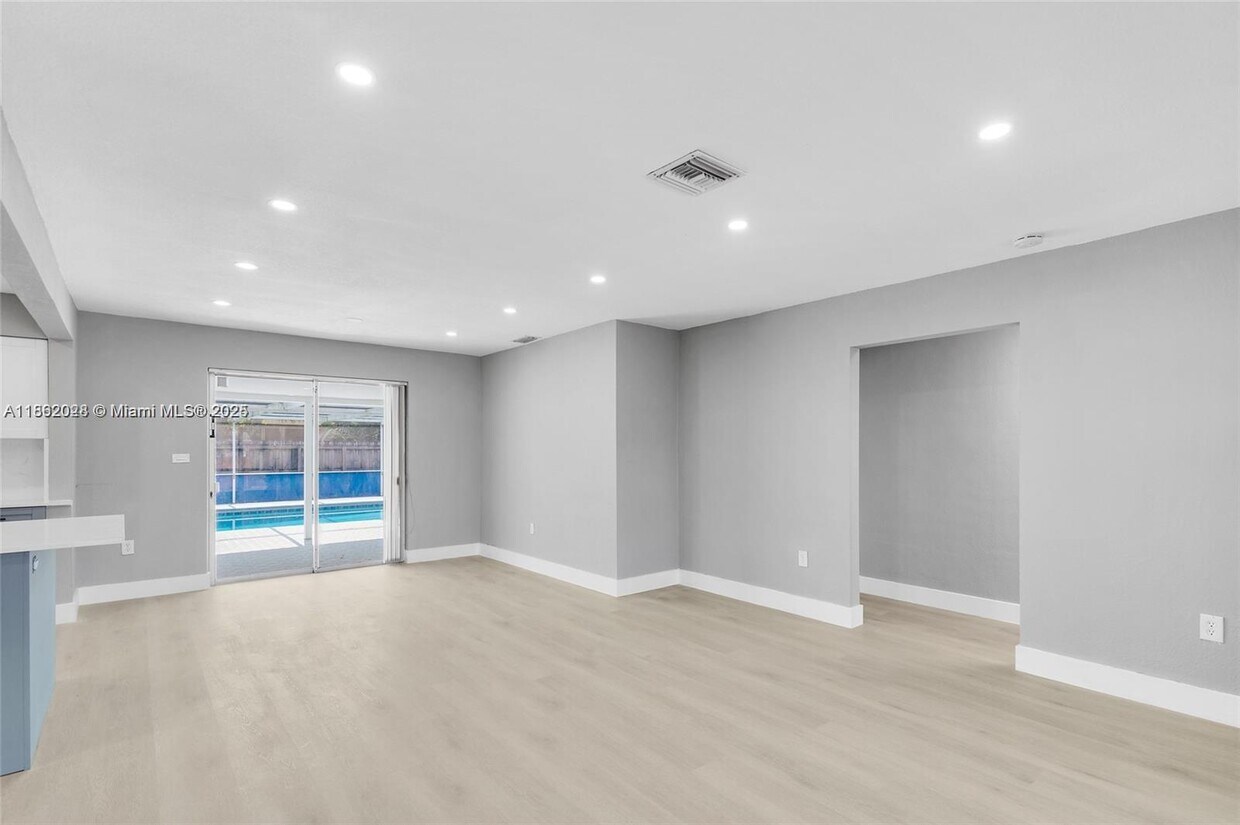 Foto principal - 3801 N 66th Ave