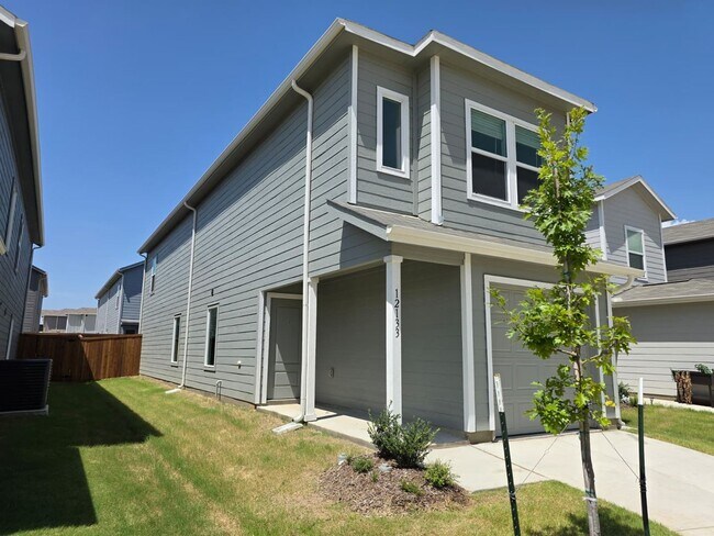 Foto del edificio - New Lennar Home – 4BR, 3BA | Energy-Effici...