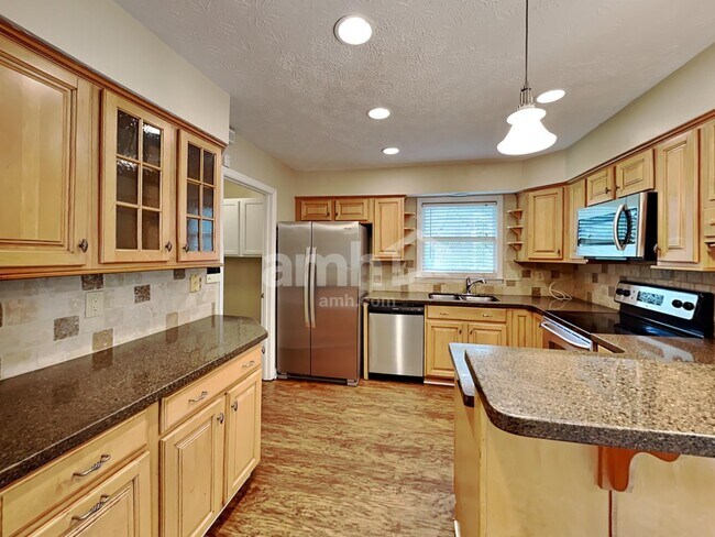 Building Photo - 4854 Green Valley Ct NW