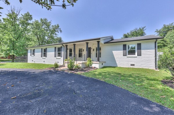 Building Photo - 1126 Toddington Dr