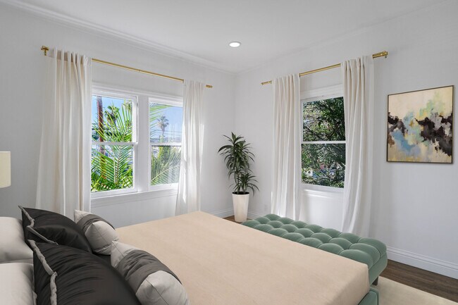 Foto del edificio - 451 N ORANGE GROVE Ave