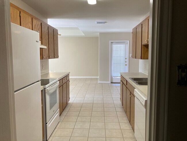 Kitchen - 15405 Palmira Ave