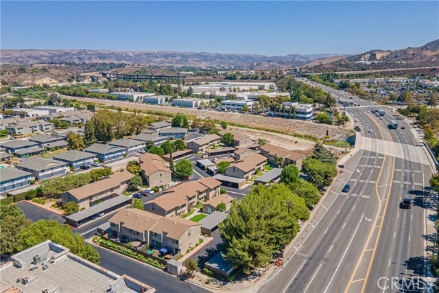Building Photo - 633 New Los Angeles Ave