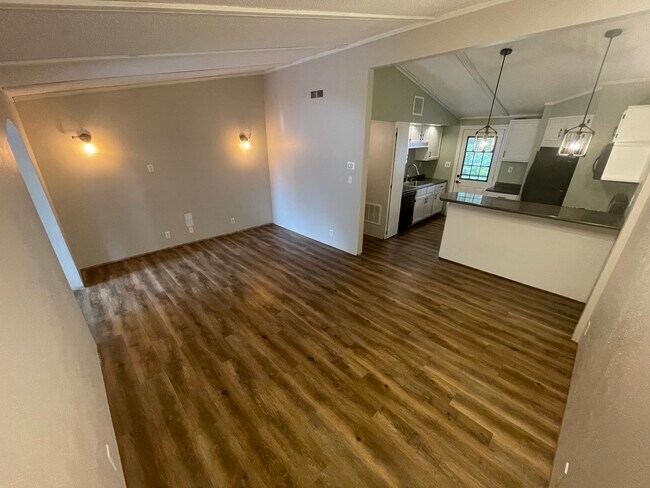 Foto del edificio - 6193 166th St