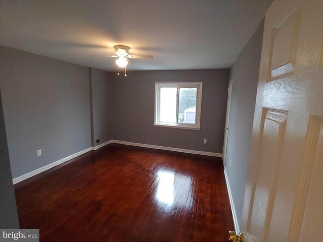 Building Photo - 809 4th St