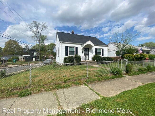 Building Photo - 2 br, 1 bath House - 3220 Rosewood Avenue