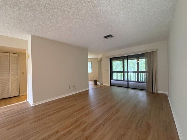 Foto del edificio - 2/2 in Woodhaven of Palm Coast