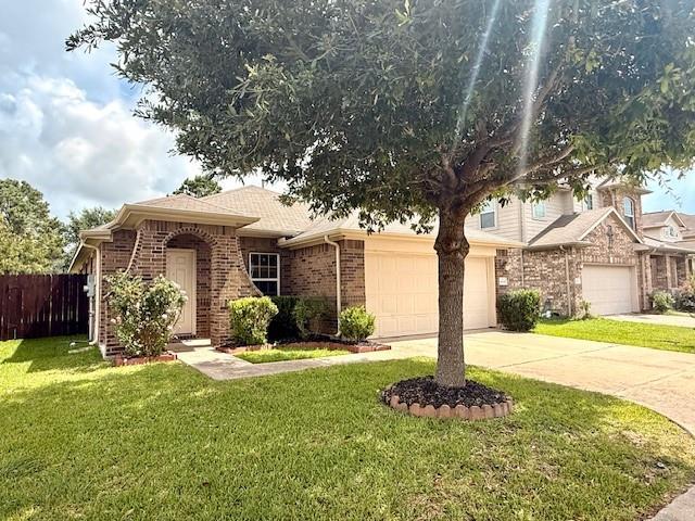 Foto del edificio - 9609 Landon Lake Dr