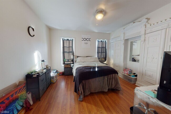 Foto del edificio - 4 br, 2 bath House - 1523 FONTAIN ST