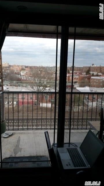 Foto del edificio - 79-39 Calamus Ave