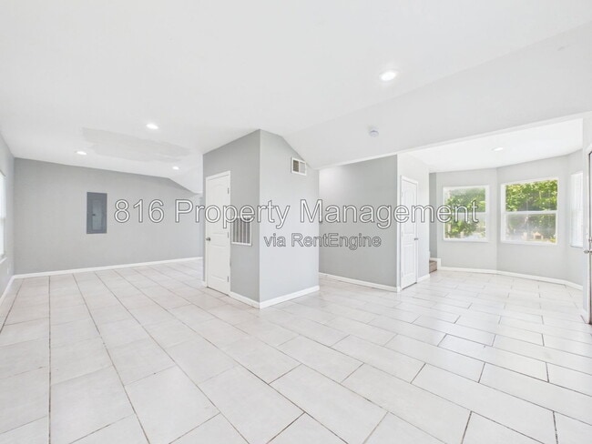 Building Photo - 1256 Pennsylvania Ave