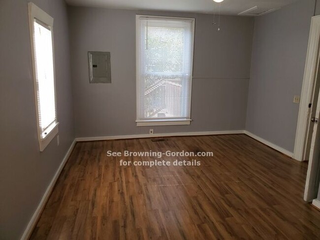 Building Photo - Two Bedroom, Two Bath House available imme...