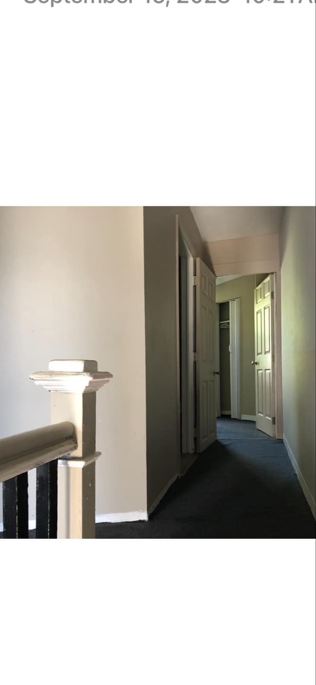 Building Photo - 2005 Grant Ave