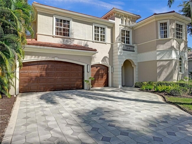 Foto del edificio - 16291 Bristol Pointe Dr