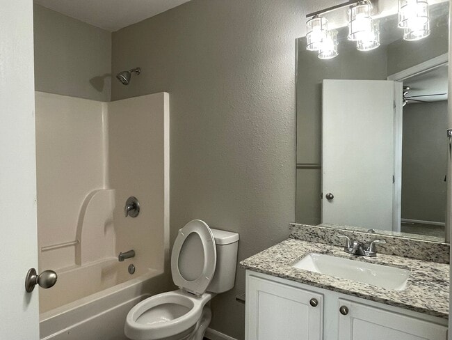 Interior Photo - Cross Creek Villas