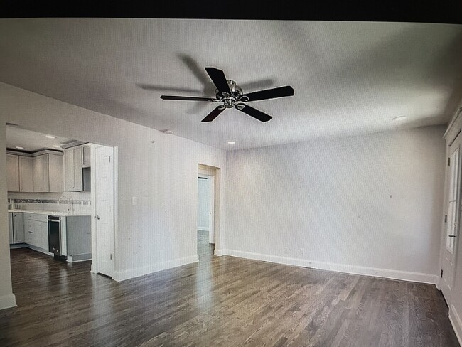 Building Photo - Dozier Pl