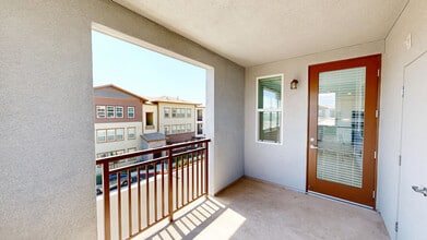 Interior Photo - Avena