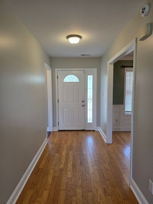 Foto del edificio - Spacious 4-Bedroom Bryan Farms Beauty with Bonus Suite, Large Fenced Yard & RV/Boat Parking!