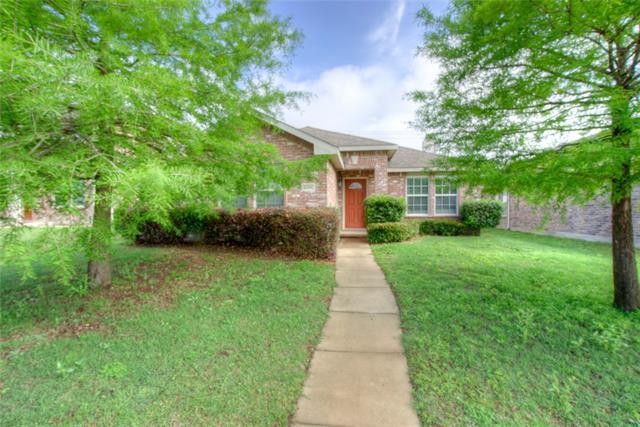 Foto principal - 1305 Red River Ln