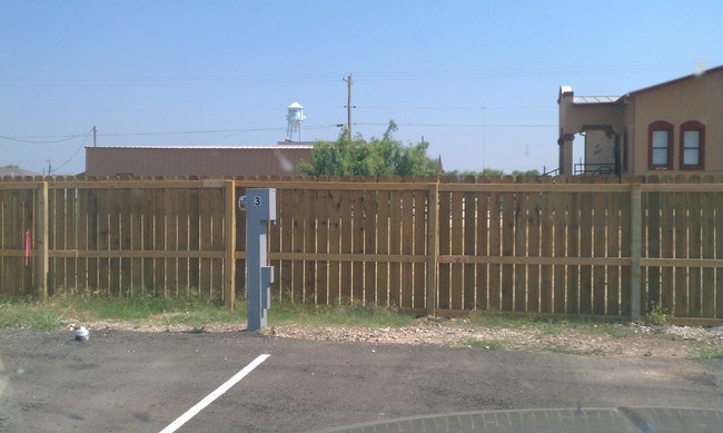  - 57 Crockett St